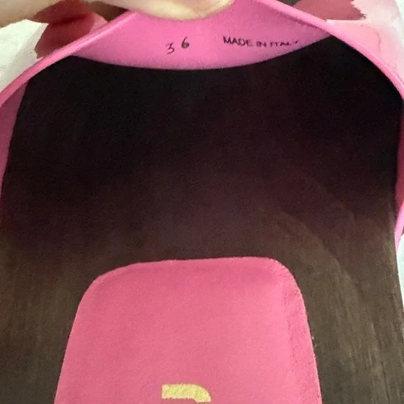 MIU MIU 5Z425E Fuschia Pink Patent Leather Wooden Clogs Sandals sz 36